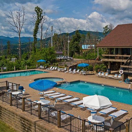Вілла Mins To Gburg Sleeps 8 Hot Tub Arcade Area Pool Гатлінбург Екстер'єр фото